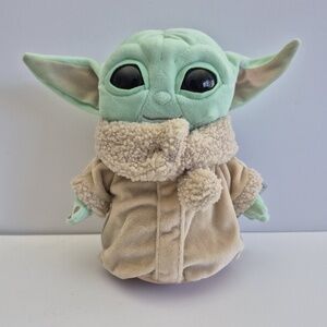 Star Wars Mandalorian Baby Yoda Plush 8 inches NWT